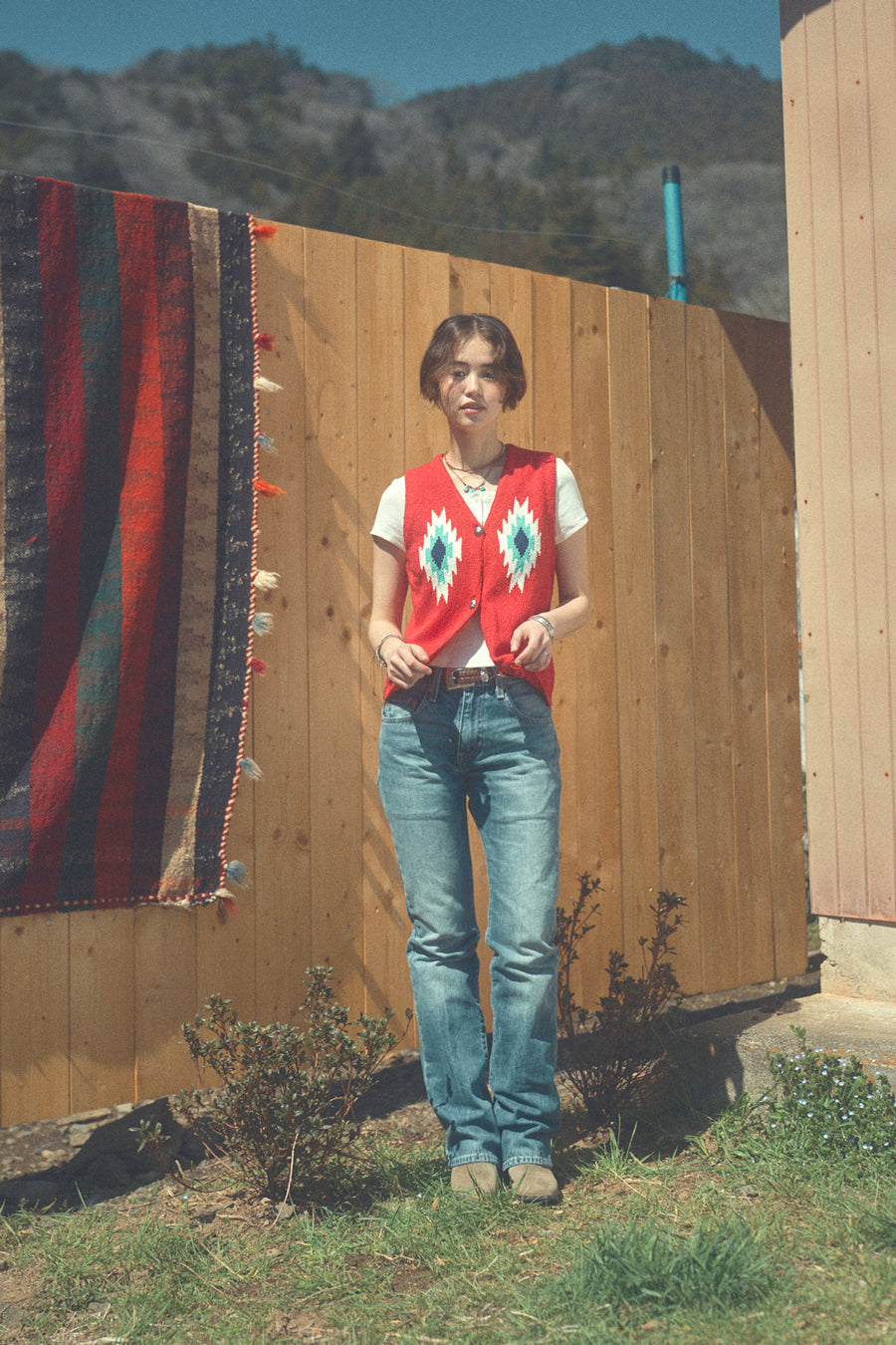[Pre-Order: Ships Late July]Chimayo Vest [Tomato Red]