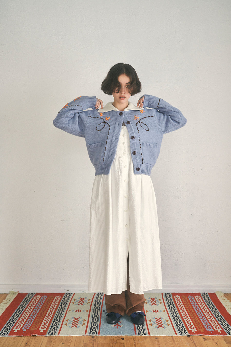 Wendy Hand Embroidery Cardigan [Vanilla Blue]