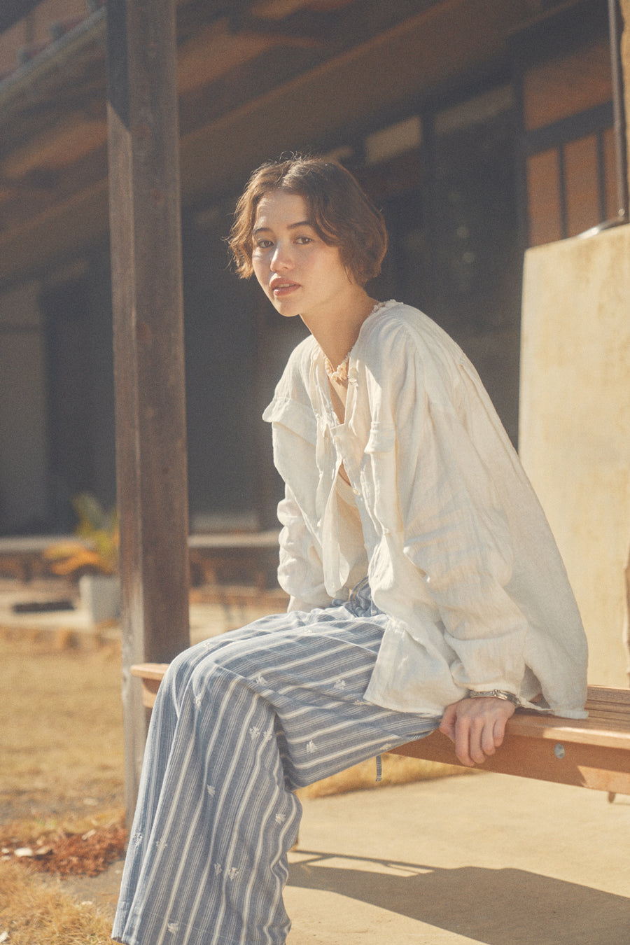 Linen Wrapped Neck Blouse [White]