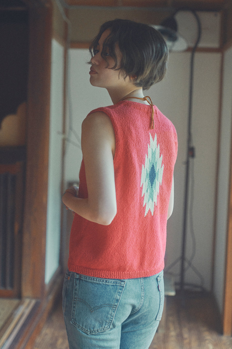 [Pre-Order: Ships Late July]Chimayo Vest [Tomato Red]