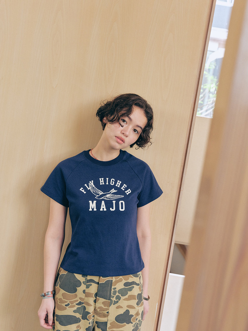 Fly Higher Bird Raglan T-shirt [Navy]