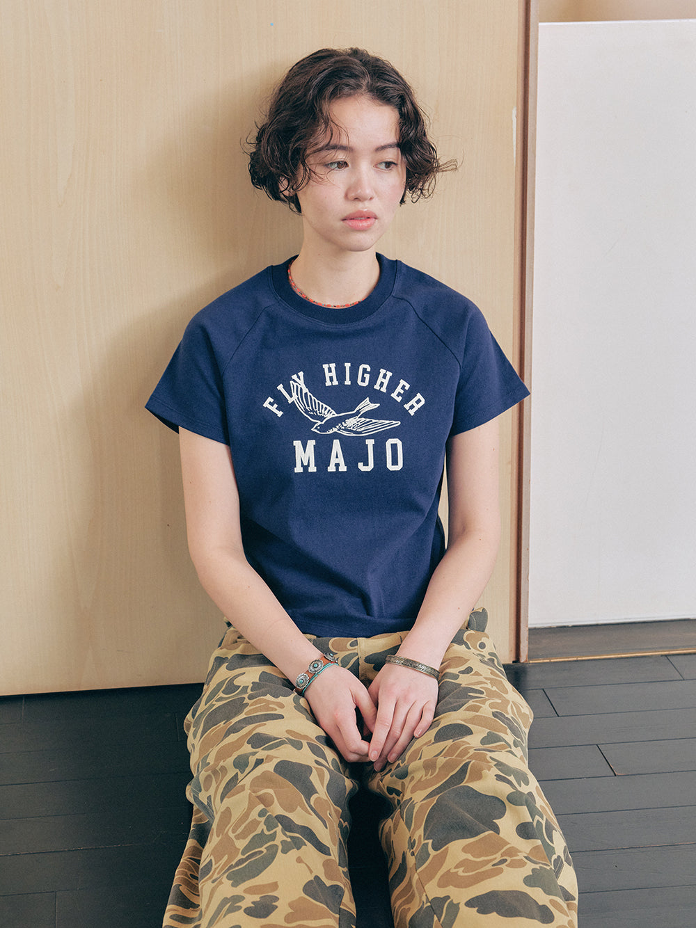 Fly Higher Bird Raglan T-shirt [Navy]