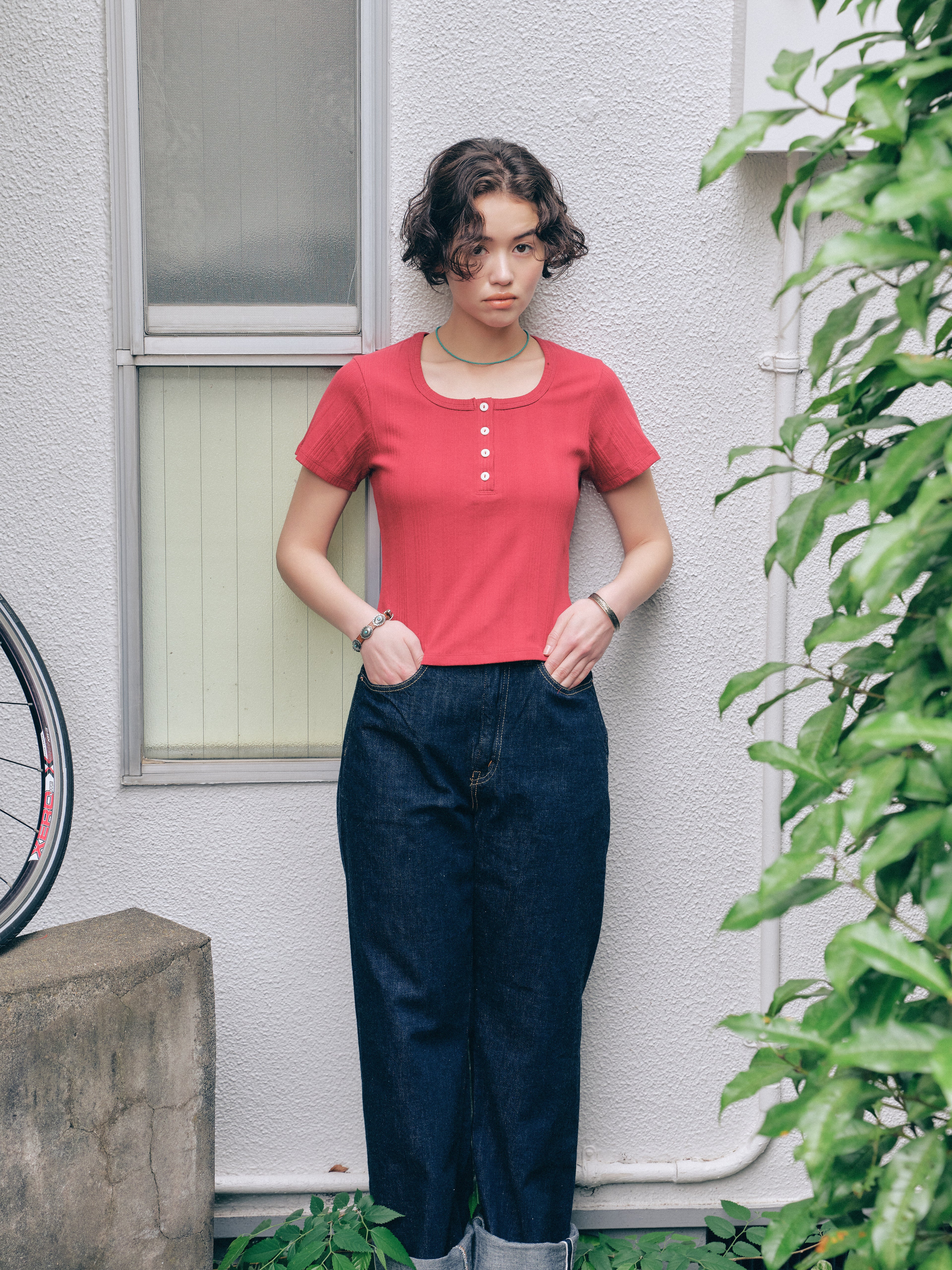 Square Henley-neck T-Shirt [Vintage red]